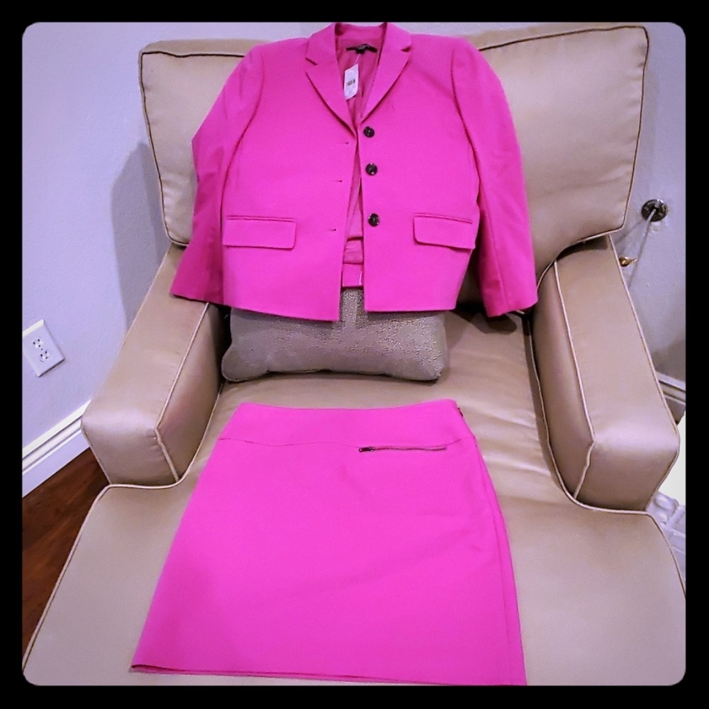 Ann Taylor fuchsia suit